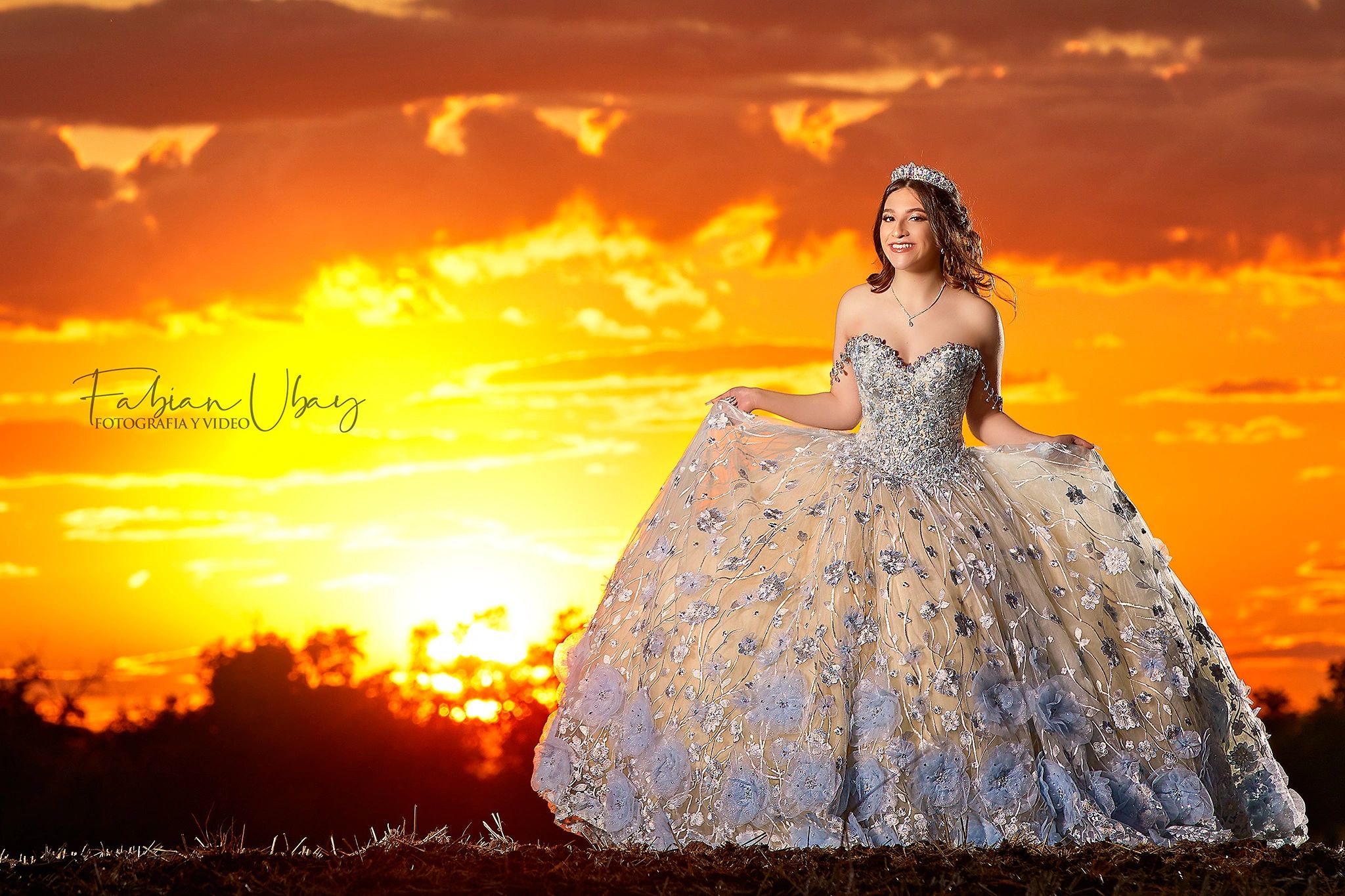 Quinceañera al atardecer — Fabian Ubay